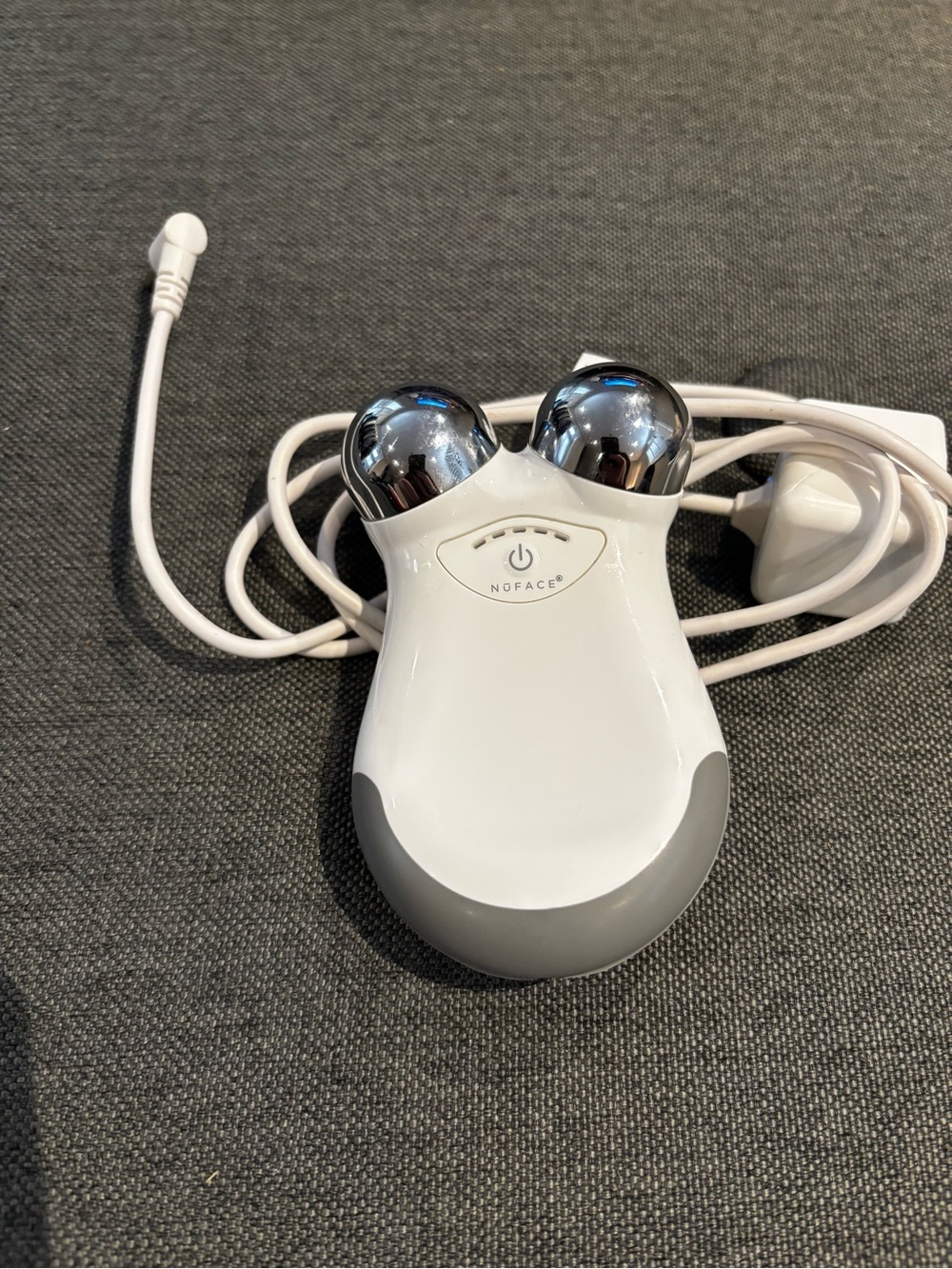 NuFace Handheld Microcurrent Facial Device in White and Silver